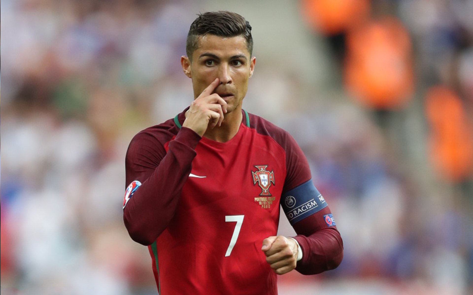 哥伦比亚女足在巴黎奥运会上表现出色，赢得多场比赛，哥伦比亚足球美女